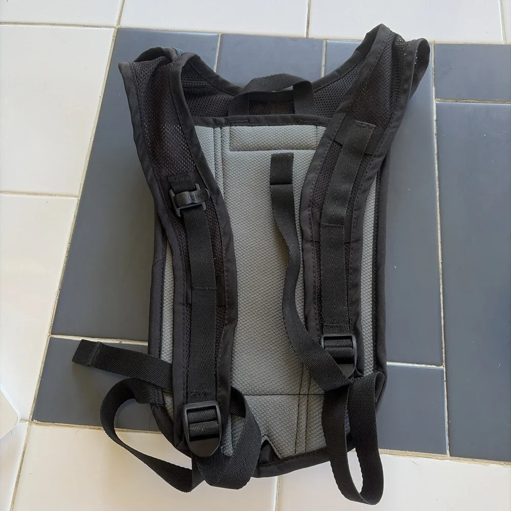 CamelBak Hydrobak Lite Hydration Pack Backpack Water 50oz Outdoor Hiking (B3)